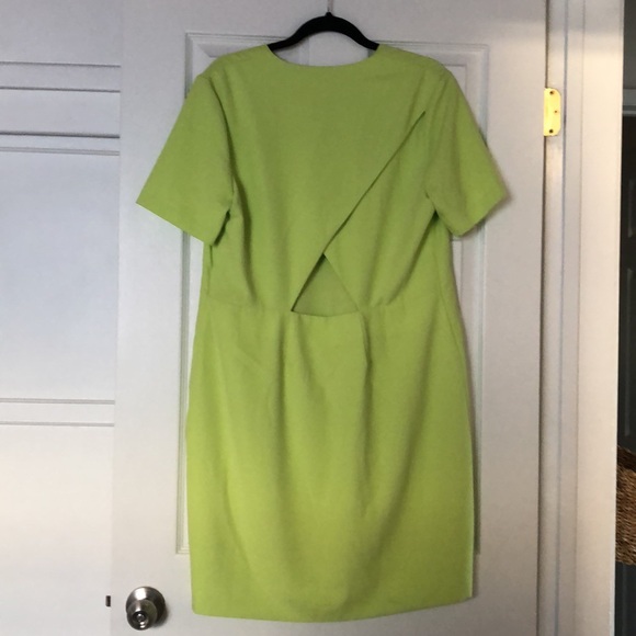 Neon Green Short Sleeve Dress - Picture 5 of 6